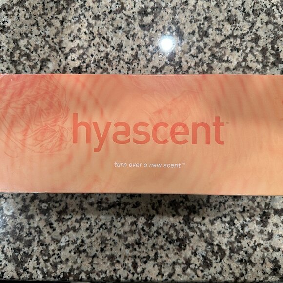 Hyascent Diffuser Set – “Bourbon Joy” (Used, No Fragrance Included) - Picture 4 of 6